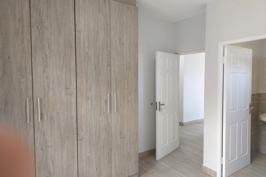2 Bedroom Property for Sale in Parklands North Western Cape